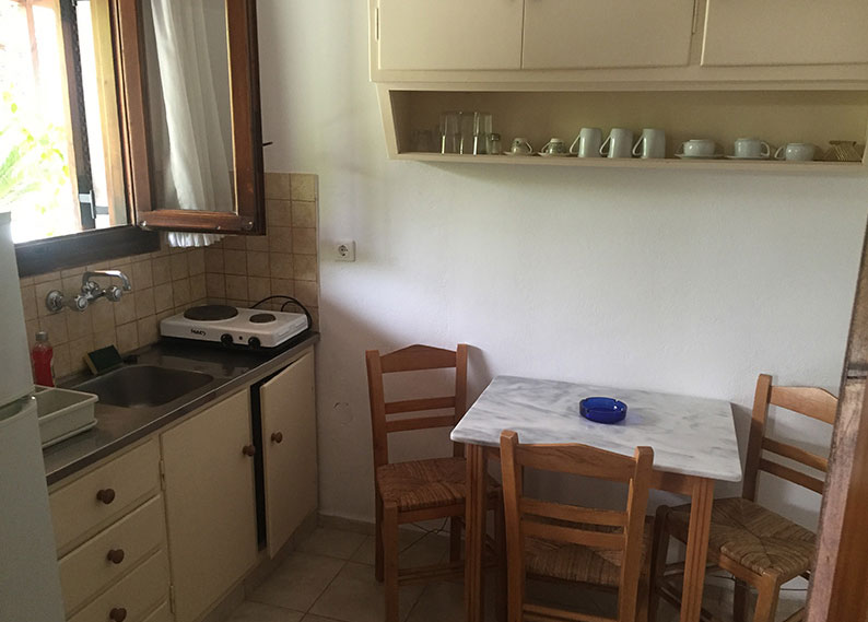 Δωμάτια και διαμερίσματα Ακτή, παραλία Λιβάδι - Σέριφος